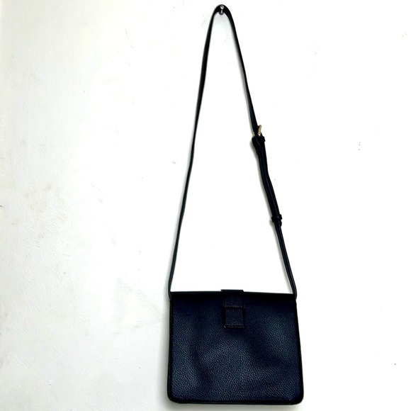 Moda Luxe’s - Emory Crossbody Black - Picture 5 of 16